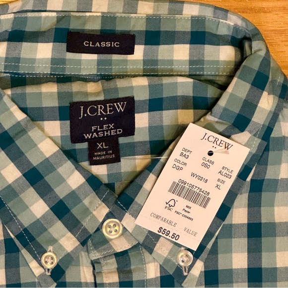 J. Crew Men’s Classic Shirt - Picture 2 of 3
